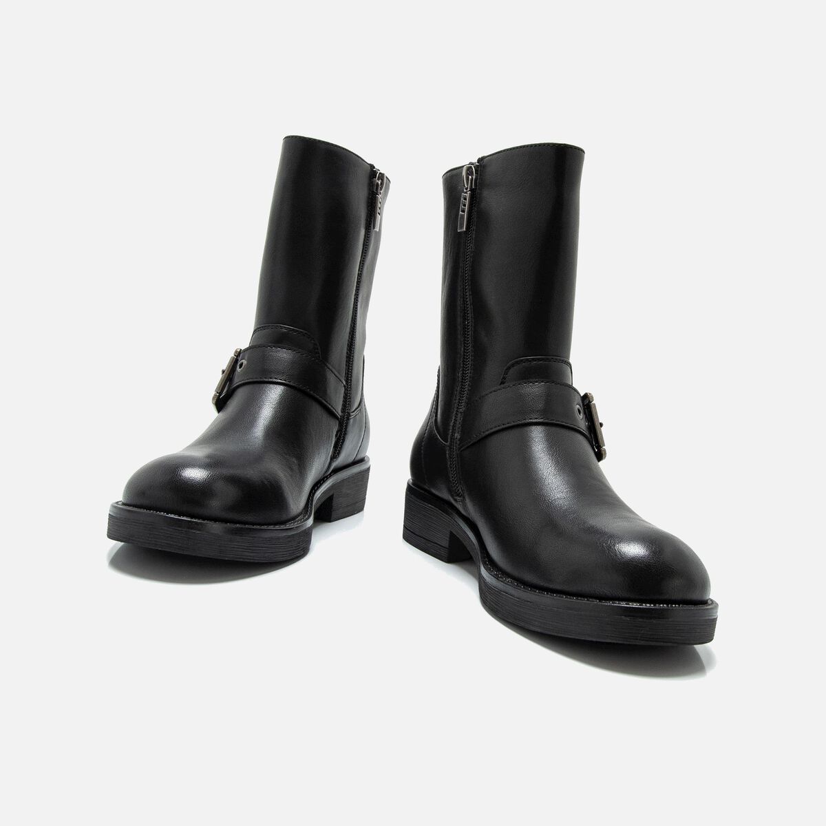 Botas de tornozelo planas de Mulher modelo BRUNA de MTNG image number 3