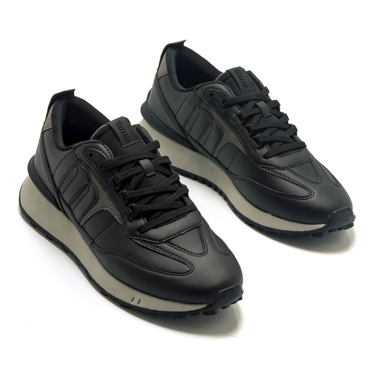 Zapatillas de Hombre modelo QAMAR de MTNG image number 3
