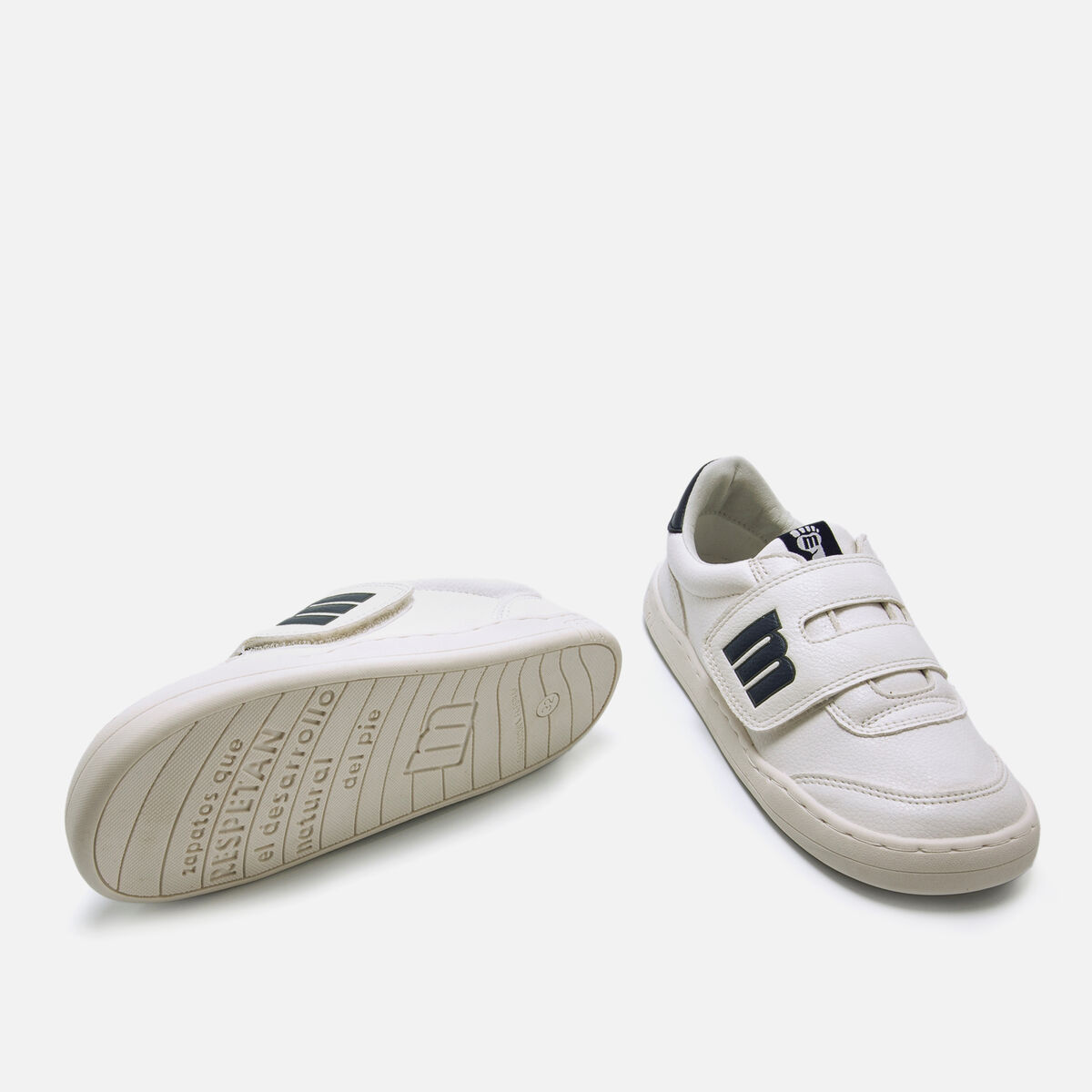 Zapatillas de Nino modelo FREE de MTNG image number 6