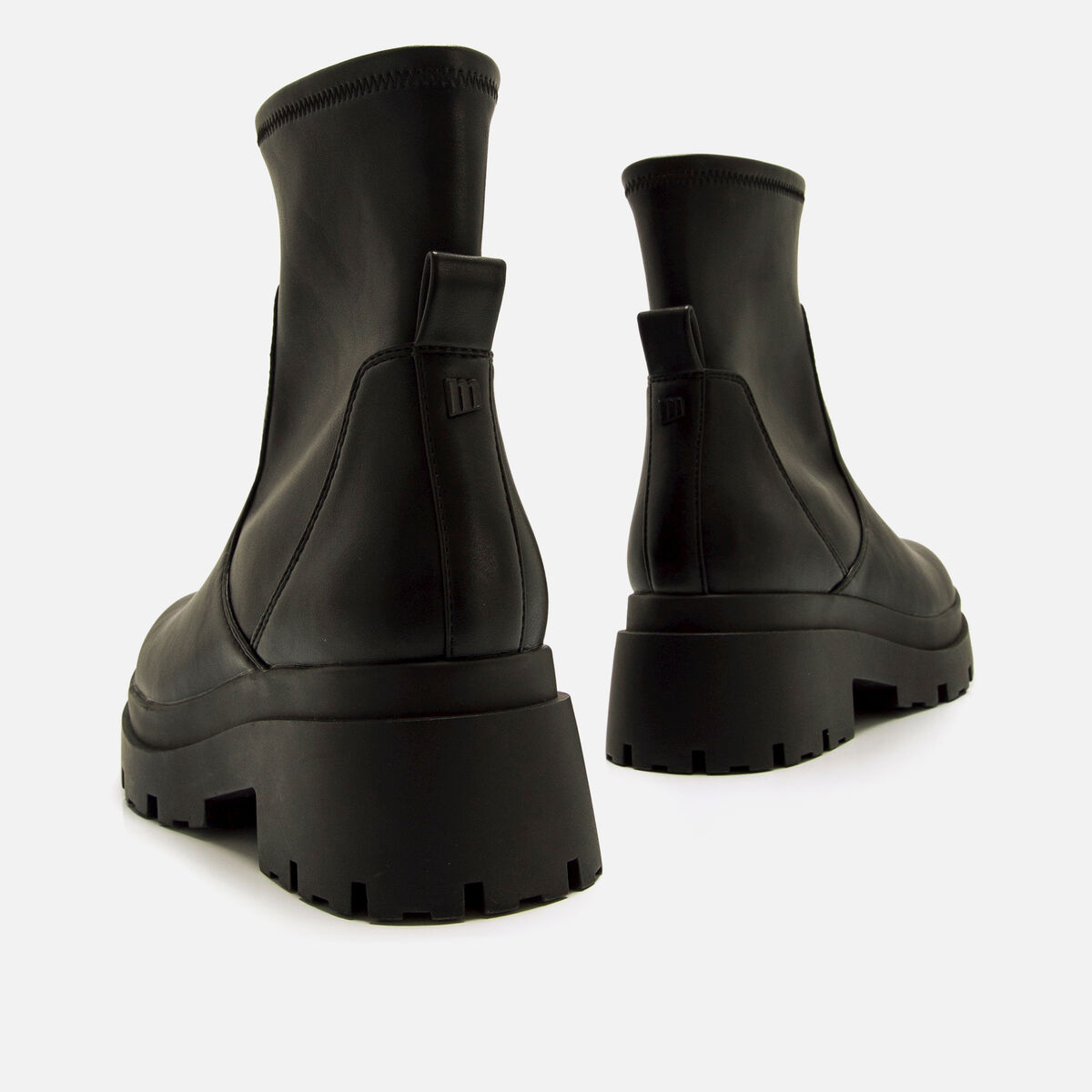 Botinesplanos-Mujer-MISSIONE-MTNG image number 6 Botines planos de Mujer modelo MISSIONE de MTNG image number 6