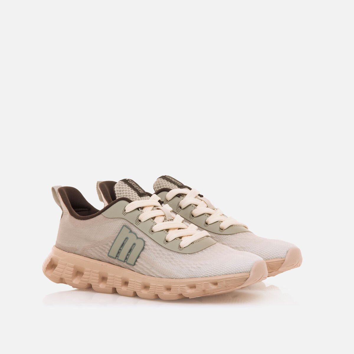 Sneakers pour Femme modèle CUBE de MTNG image number 4