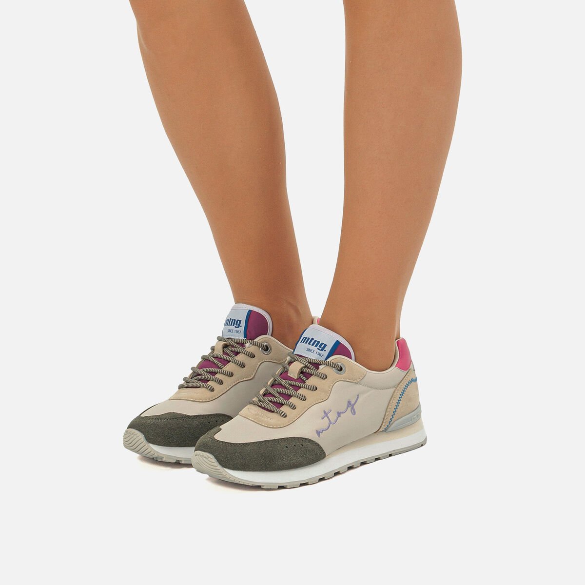 Zapatillas de Mujer modelo JOGGO CLASSIC de MTNG image number 2