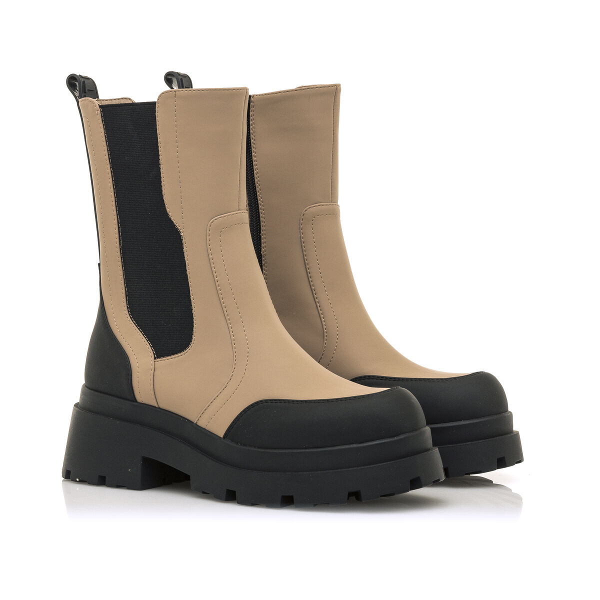 Botas de tornozelo planas de Mulher modelo MISSIONE de MTNG image number 1