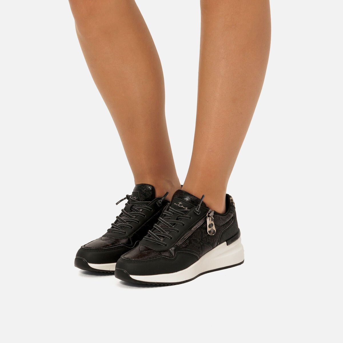 Sapatilhas de Mulher modelo GOA de MTNG image number 2