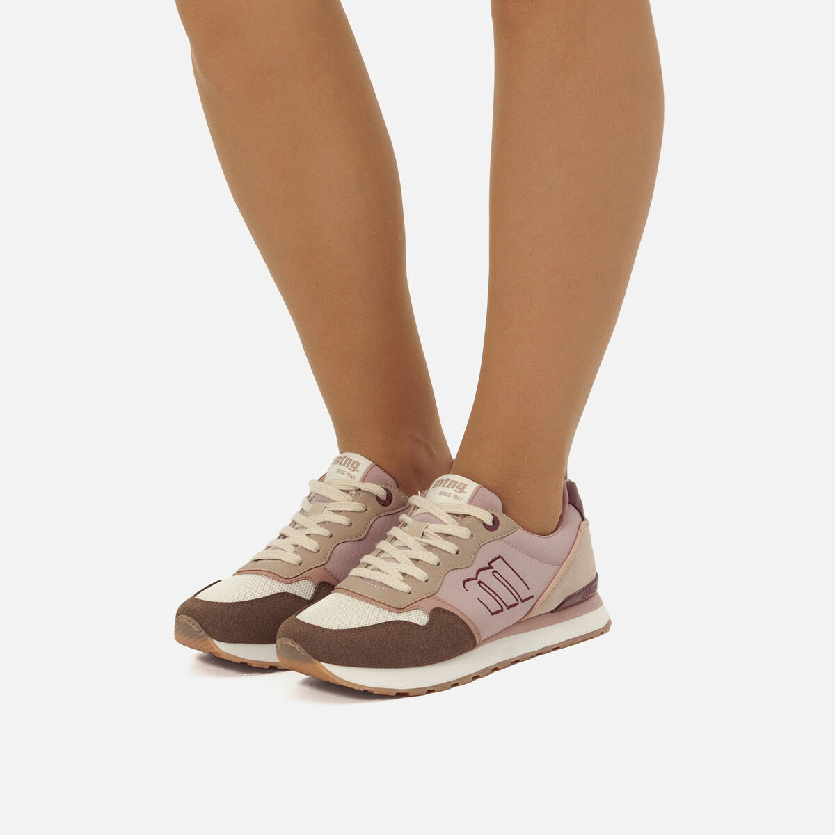 Zapatillas de Mujer modelo JOGGO CLASSIC de MTNG image number 2