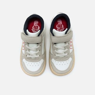 Zapatillas de Nino modelo FREE de MTNG