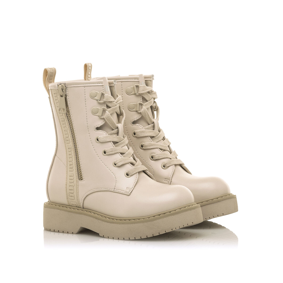 Bottines pour Filles modèle MARTINA de MTNG image number 1