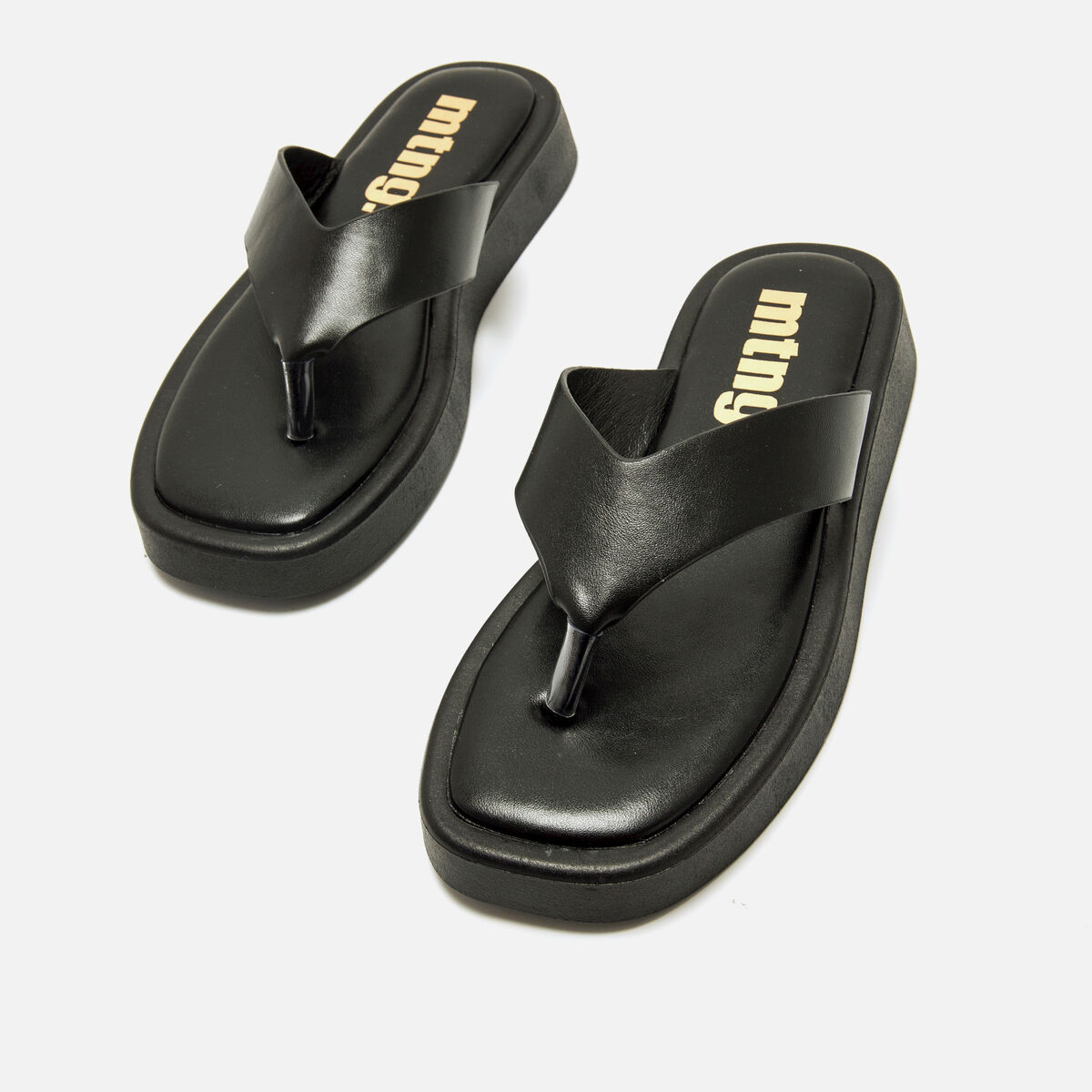 Sandalias planas de Mujer modelo MABY de MTNG image number 3