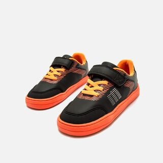 Zapatillas de Nino modelo FREE de MTNG