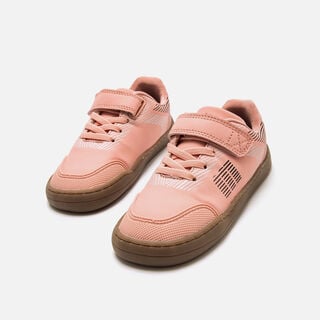 Zapatillas de Nina modelo FREE de MTNG