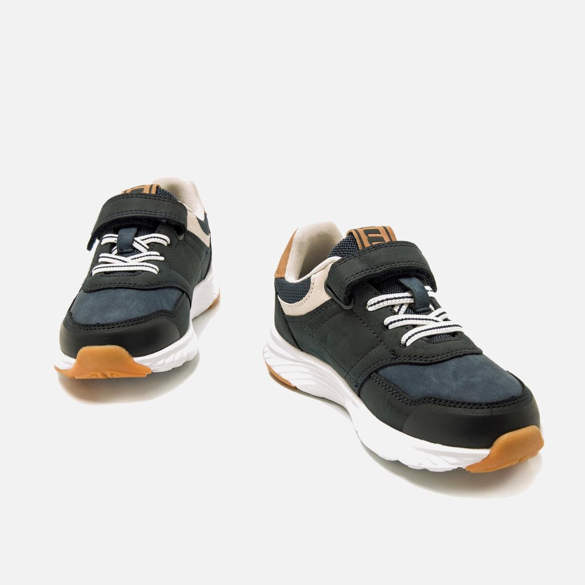 Zapatillas de Nino modelo SOMO de MTNG image number 6