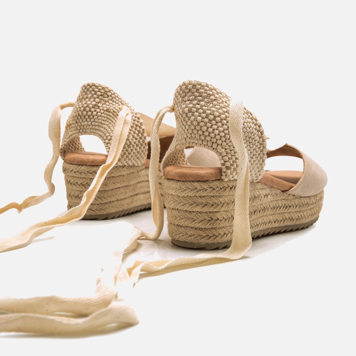 Sandalias de cuna de Mujer modelo LITA de MTNG image number 2