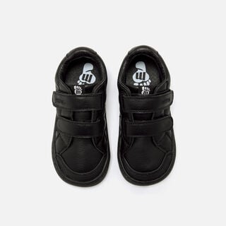 Zapatillas de Nino modelo FREE de MTNG
