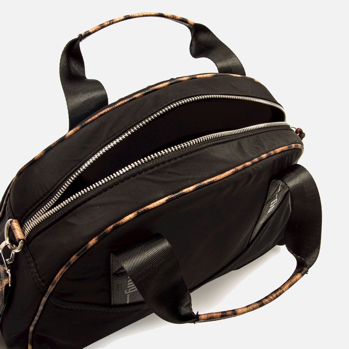 Sacos de Mulher modelo AERON de MTNG image number 4