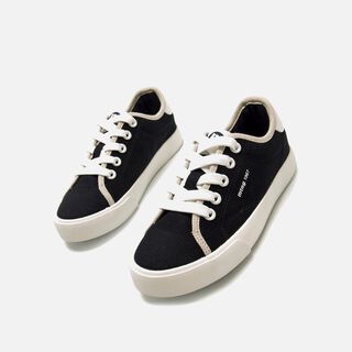 Zapatillas de Nino modelo EMI de MTNG