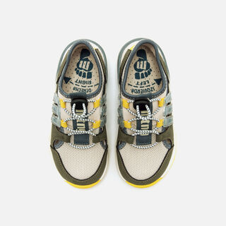 Zapatillas de Nino modelo FREE de MTNG