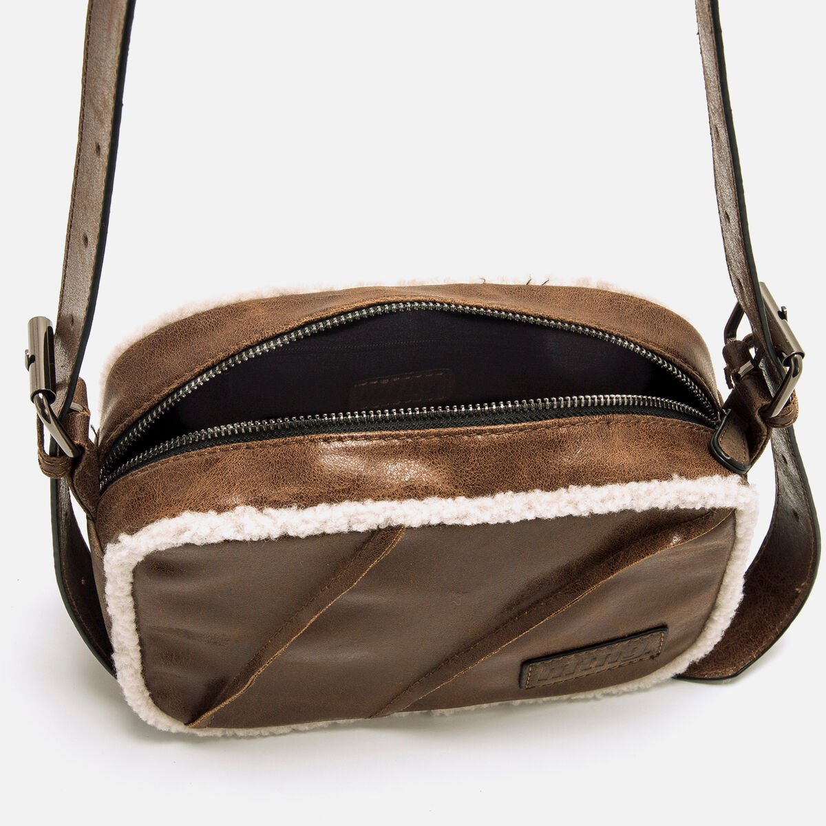 Bandoleras-Mujer-WOLLY-MTNG image number 4 Bandoleras de Mujer modelo WOLLY de MTNG image number 4