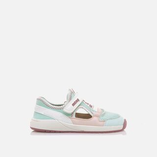 Zapatillas de Nina modelo FREE de MTNG