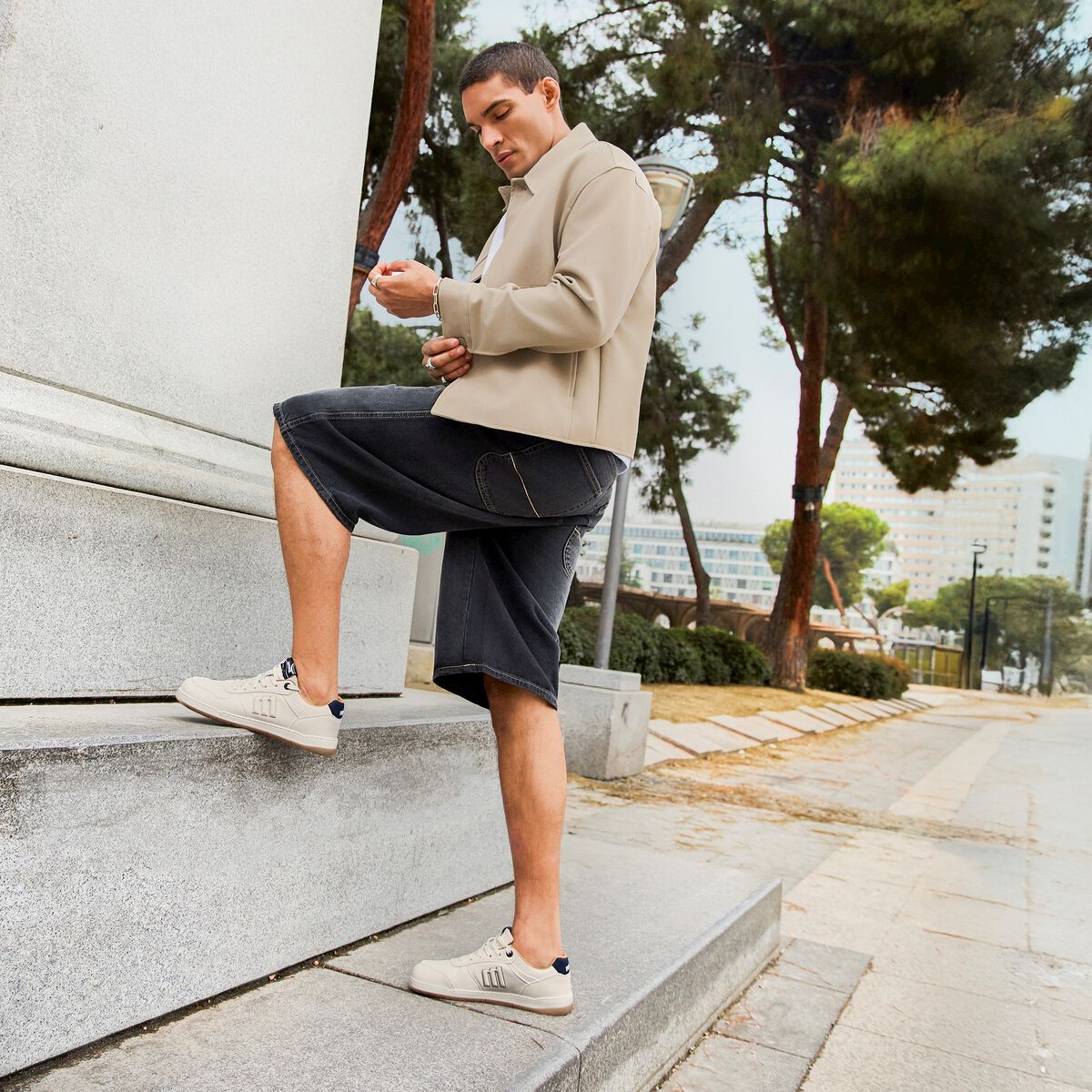 Sneakers pour Homme mod&egrave;le FREE de MTNG image number 1