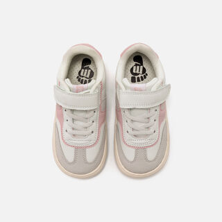 Zapatillas de Nina modelo FREE de MTNG