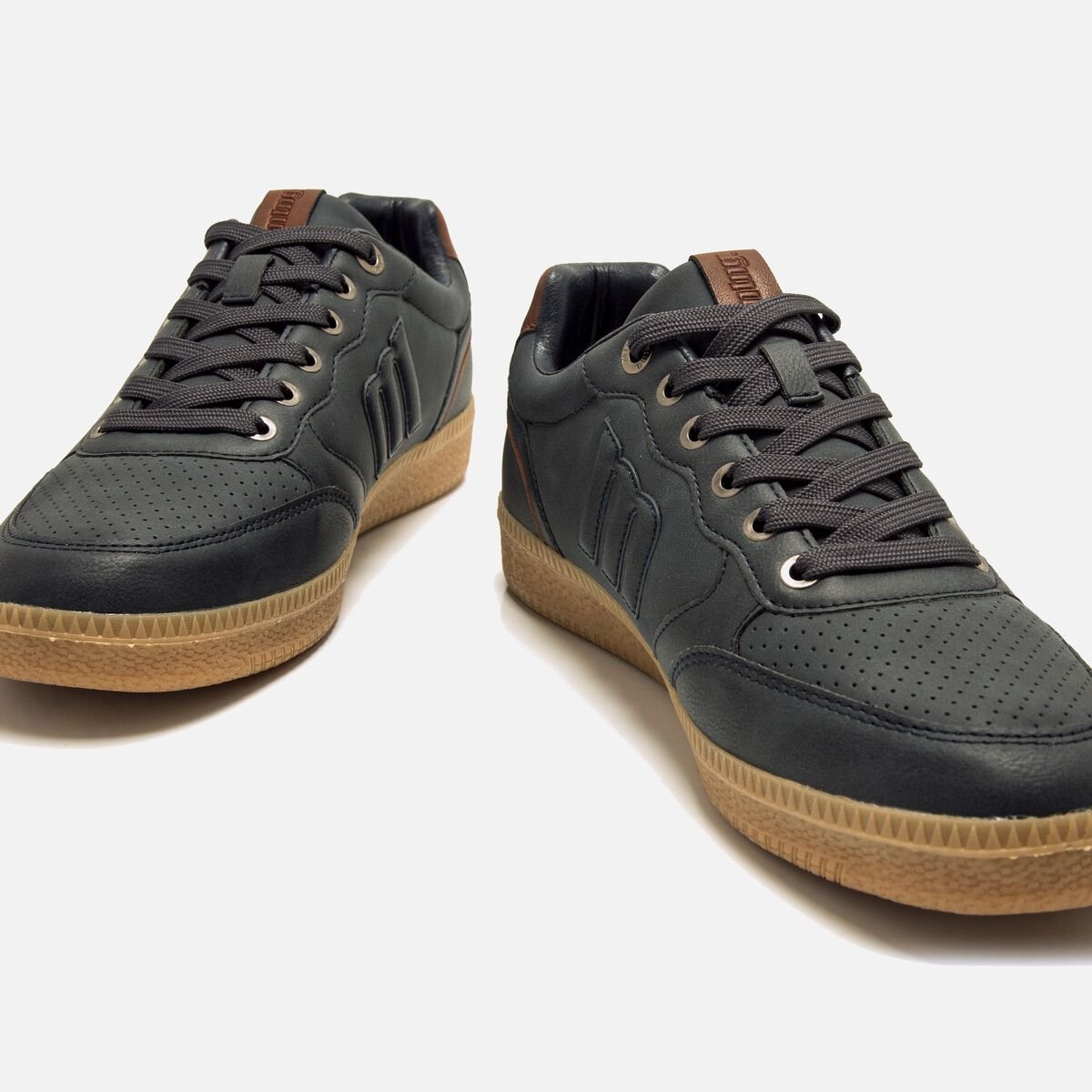 Sneakers de Homem modelo NOVA de MTNG image number 3