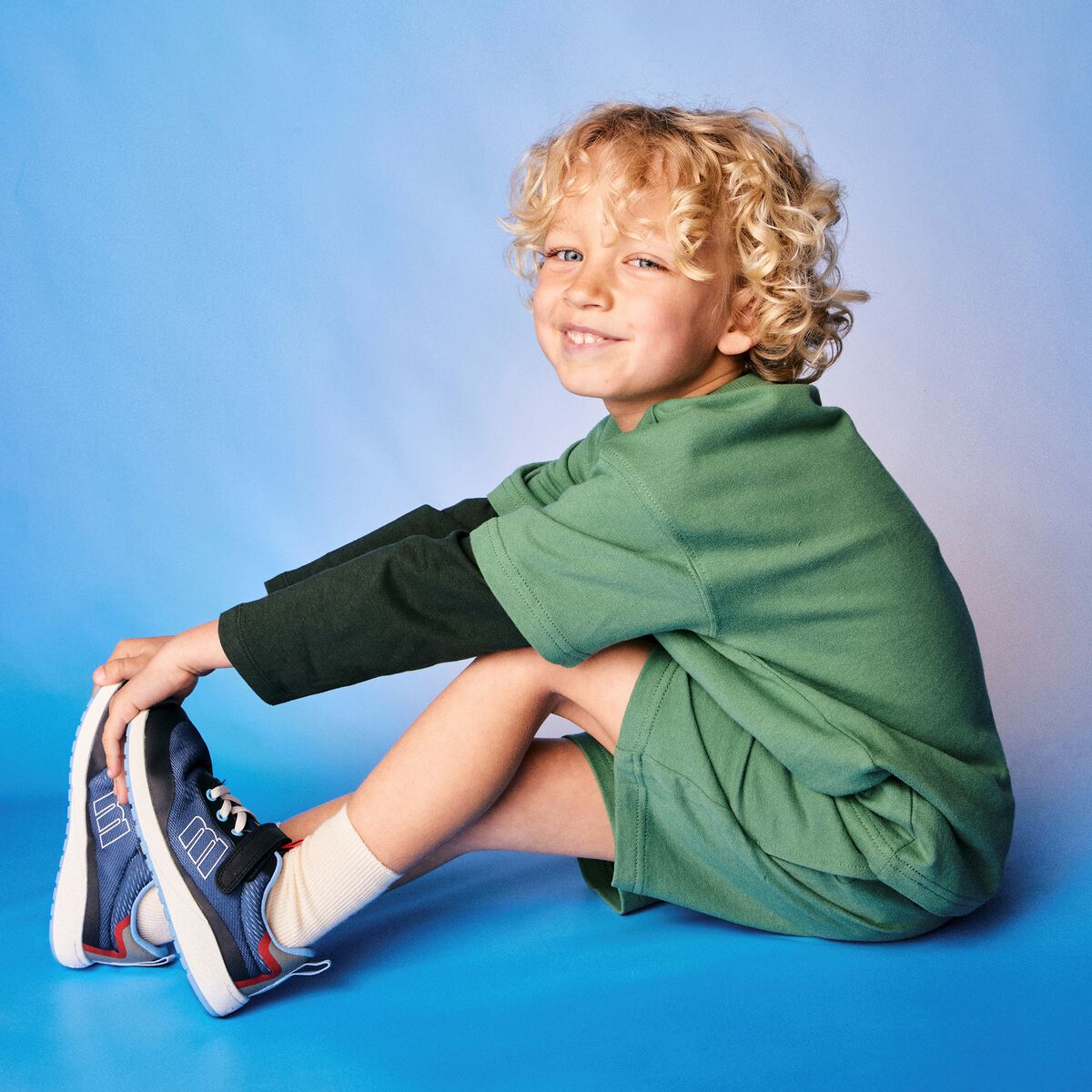 Zapatillas de Nino modelo FREE de MTNG image number 1