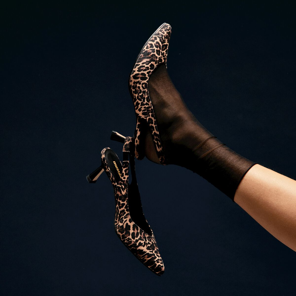 Zapatos de tacon de Mujer modelo NINETTE de MTNG image number 1