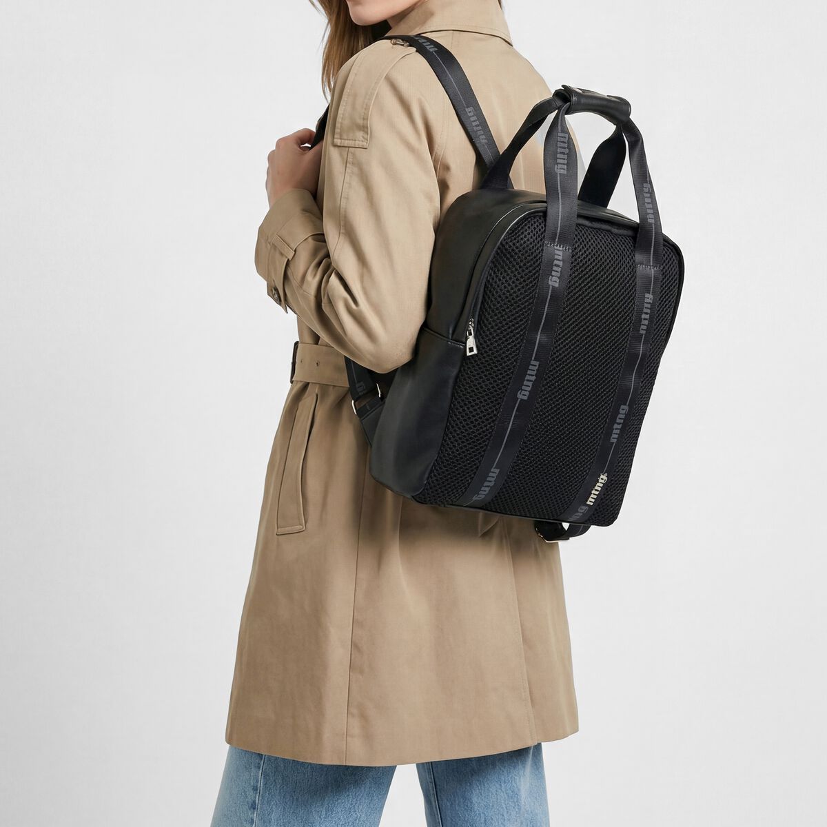 Sacs a dos pour Femme mod&egrave;le MURA de MTNG image number 2