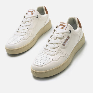 Sneakers de Homem modelo DELTA de MTNG
