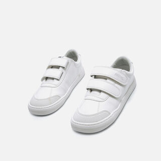 Zapatillas de Nino modelo FREE de MTNG