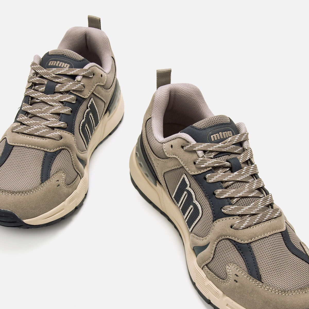 Sneakers pour Homme modèle ROYER de MTNG image number 5