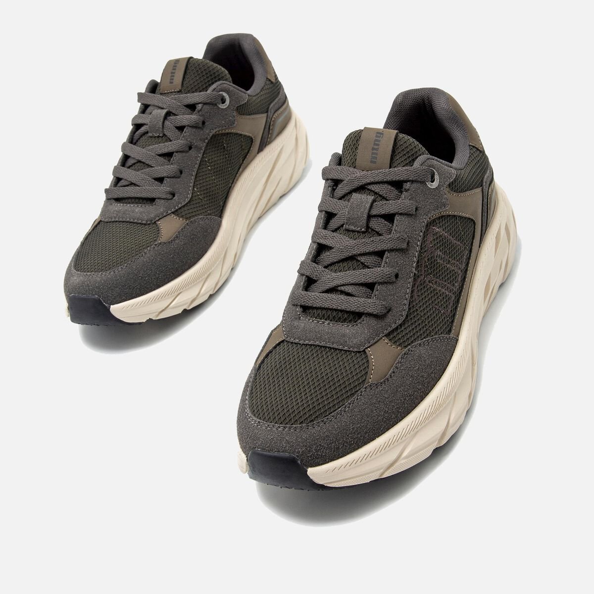 Zapatillas de Hombre modelo SINAKA de MTNG image number 1