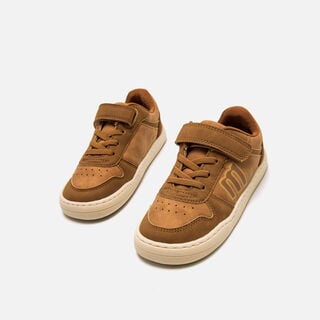 Zapatillas de Nino modelo FREE de MTNG