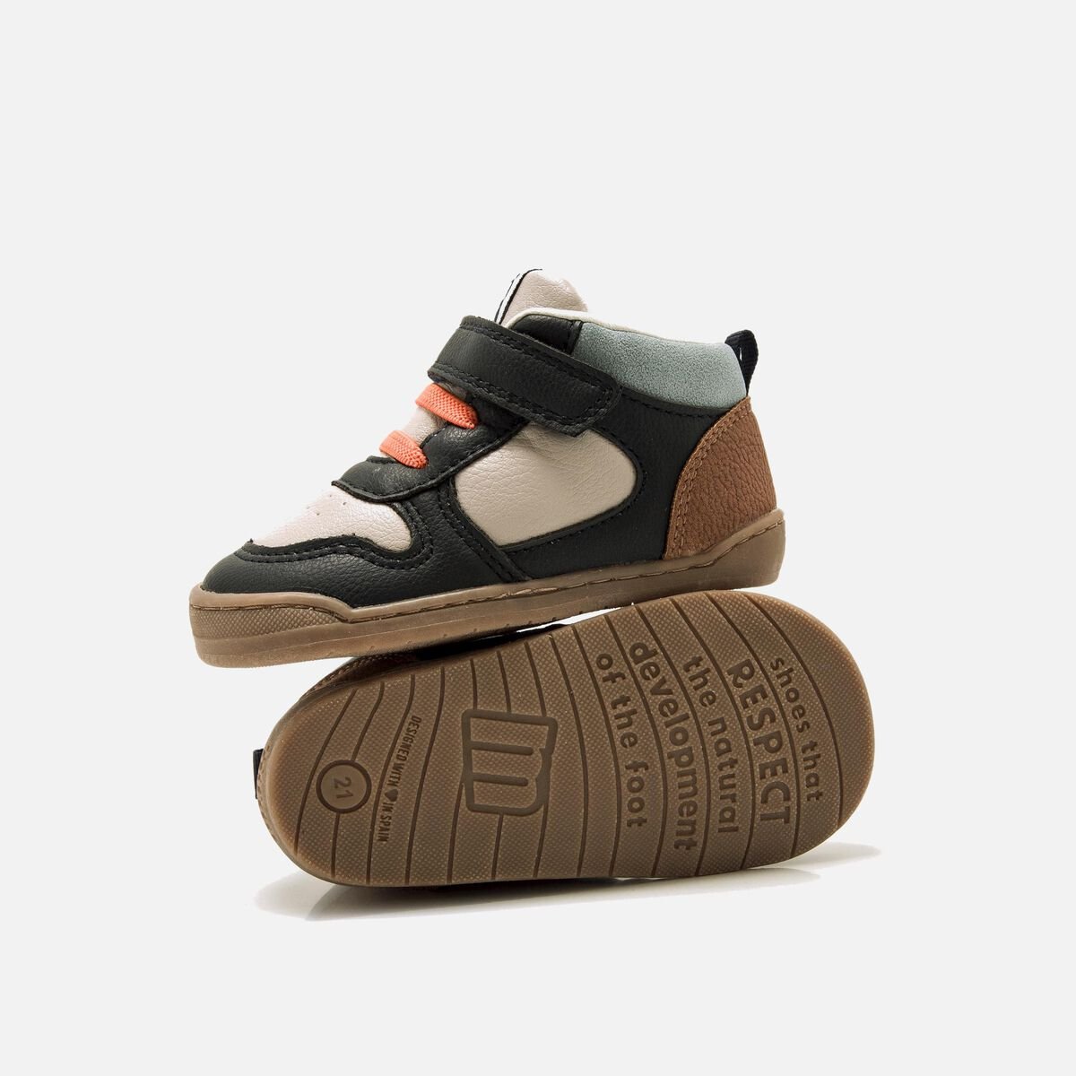 Sneakers de Rapaz modelo FREE BABY de MTNG image number 3
