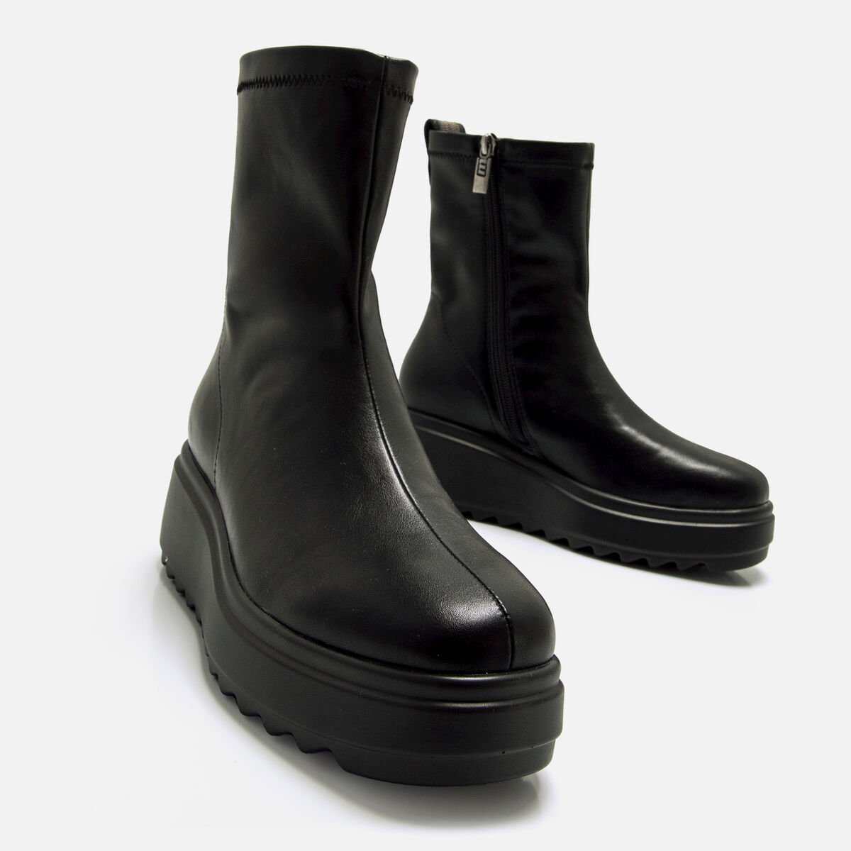 Botines planos de Mujer modelo NOLIA de MTNG image number 3