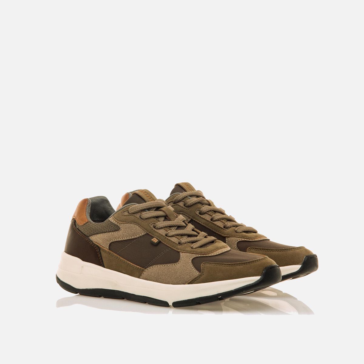 Zapatillas de Hombre modelo OKLA de MTNG image number 4