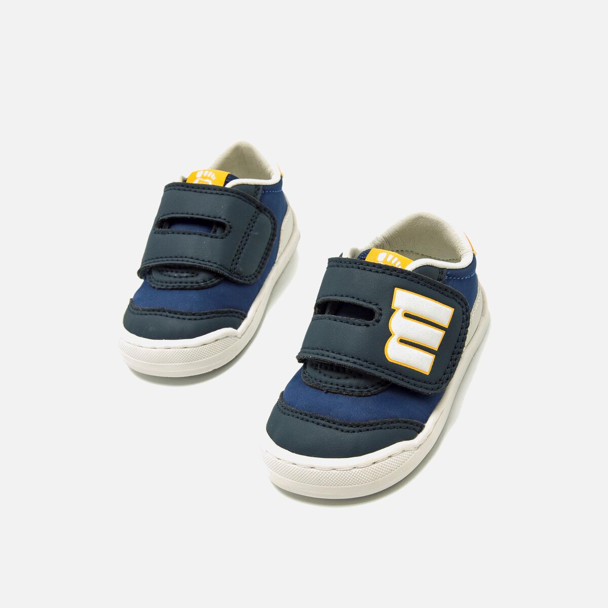 Sneakers de Rapaz modelo FREE BABY de MTNG image number 1