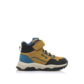 Sneakers de Rapaz modelo TRECKY de MTNG