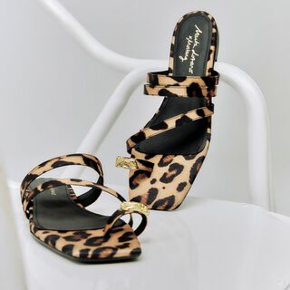 Sandalias planas de Mujer modelo NECANE de MUSTANG