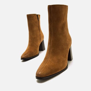Botines de tacon de Mujer modelo MEGHAN de MTNG