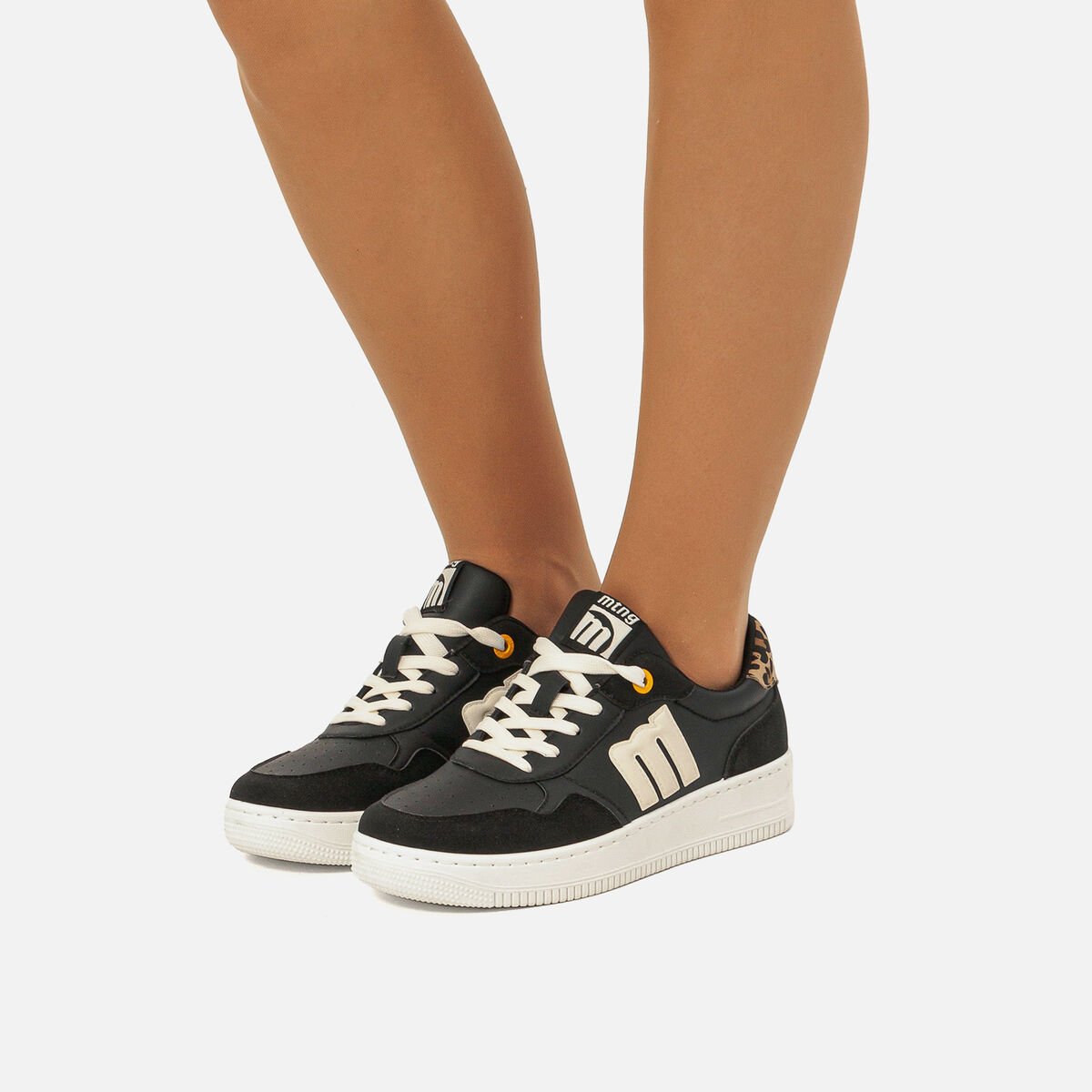 Zapatillas de Mujer modelo GRAVITY de MTNG image number 2