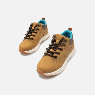 Zapatillas de Nino modelo SOMO de MTNG
