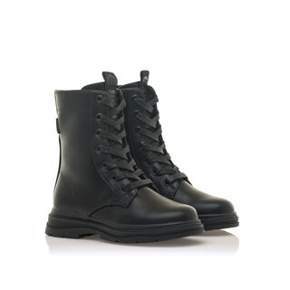 Botines de Nina modelo FUTURE de MTNG