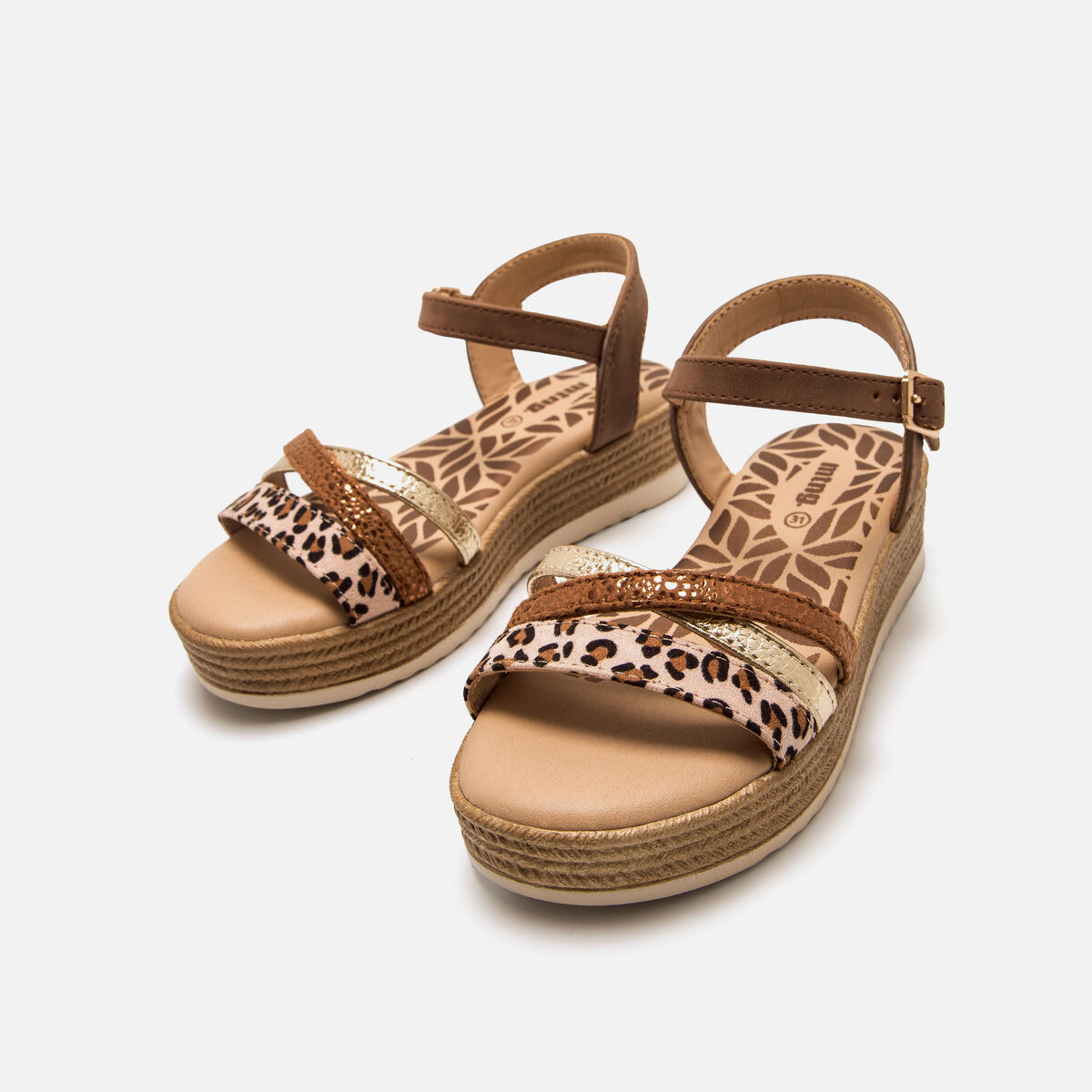 Sandalias de Nina modelo AIRE de MTNG image number 3