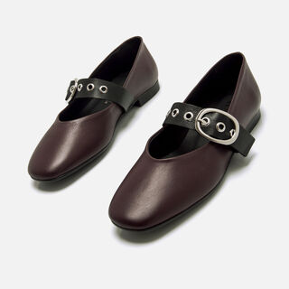 Chaussures plates pour Femme modèle CAMILLE de MTNG