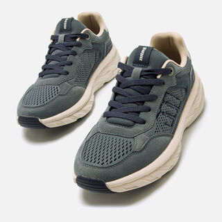 Zapatillas de Hombre modelo SINAKA de MTNG