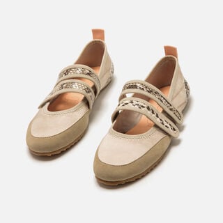 Chaussures plates pour Femme mod&egrave;le AMIRE de MTNG