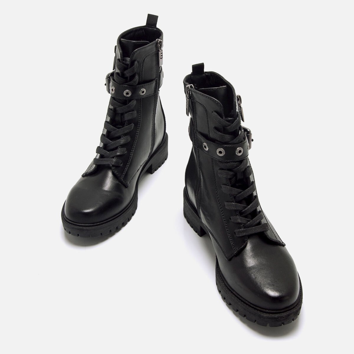 Botas de tornozelo planas de Mulher modelo CAMPA de MTNG image number 3