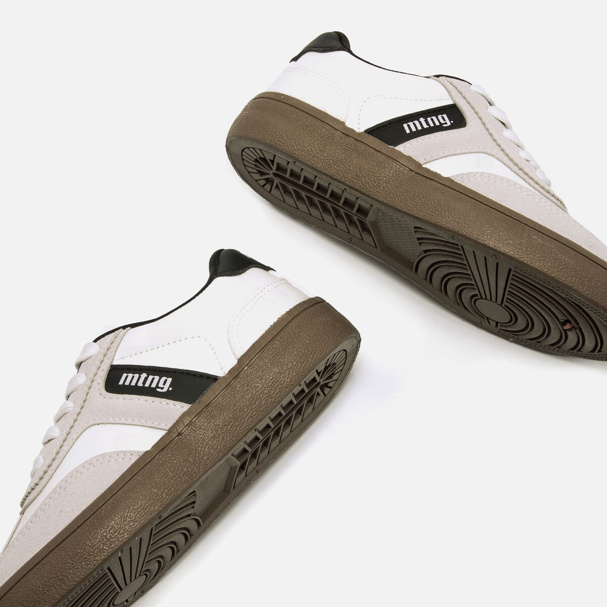 Sapatilhas de Rapaz modelo EMI de MTNG image number 3