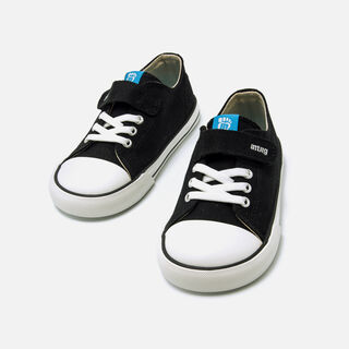 Zapatillas de Nino modelo FREE de MTNG